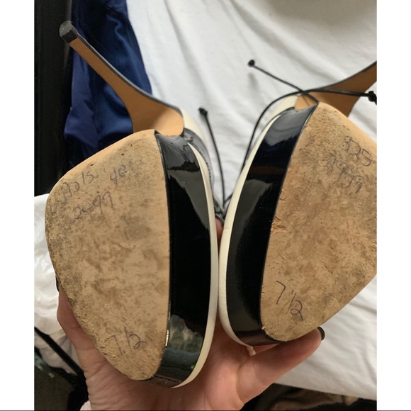 Stuart Weitzman Hepcat Platform - Picture 3 of 4